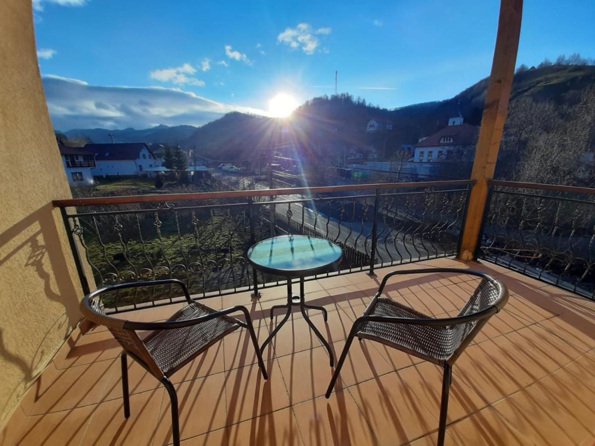 Pensiunea Montan Din Bran,Sat Simon Spa Indoor Bran  Luaran gambar