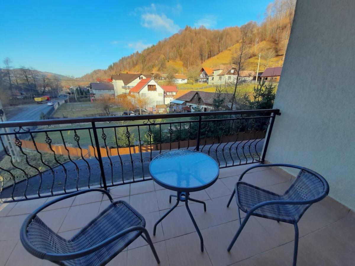 Pensiunea Montan Din Bran,Sat Simon Spa Indoor Bran  Luaran gambar
