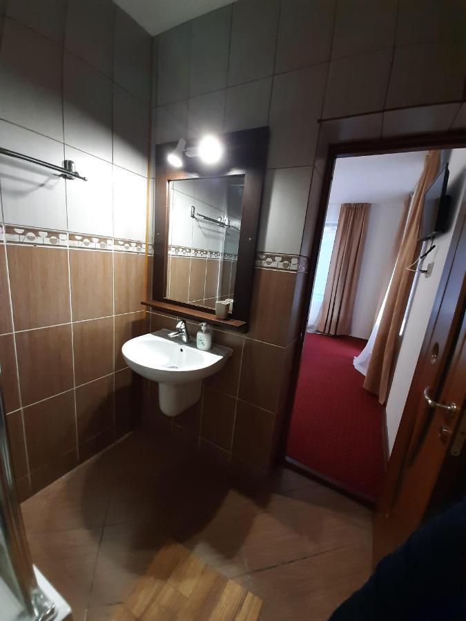 Pensiunea Montan Din Bran,Sat Simon Spa Indoor Bran  Luaran gambar