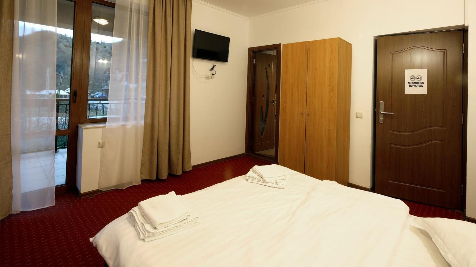 Pensiunea Montan Din Bran,Sat Simon Spa Indoor Bran  Luaran gambar